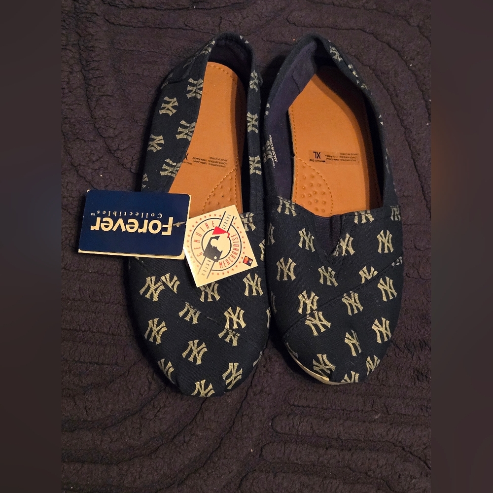 New York Yankees  Slip-On Shoes